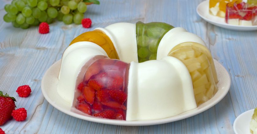 Творожный торт с фруктами без выпечки