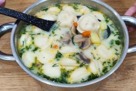 Сырный суп с пельменями: элементарный рецепт
