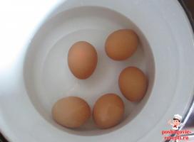 Яйца фаршированные мясом
