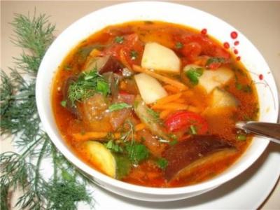 Овощной суп с томатной пастой