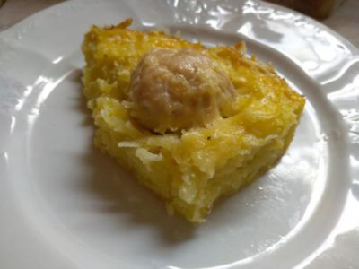 Картофельная запеканка с сыром и фрикадельками