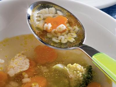 Суп с алфавитом и зеленым маслом